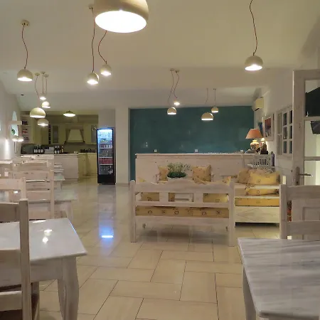 Manos 4* Karterados (Santorini)