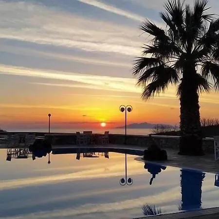 Hotel Manos Karterados (Santorini)