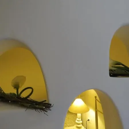 Manos 4* Karterados (Santorini)
