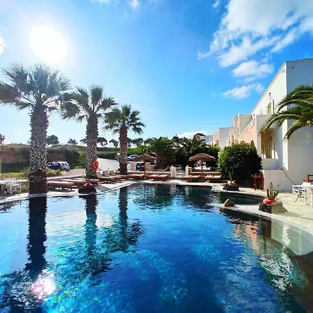Manos Hotel Karterados (Santorini)