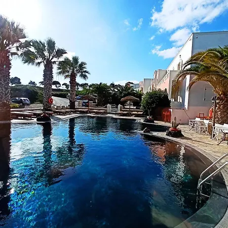 Hotel Manos