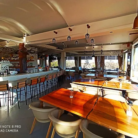 ホテル Manos カルテラドス